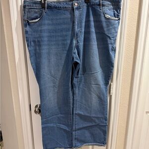 NEW Old Navy Plus Size Mid Rise Kicker Bootcut Jeans